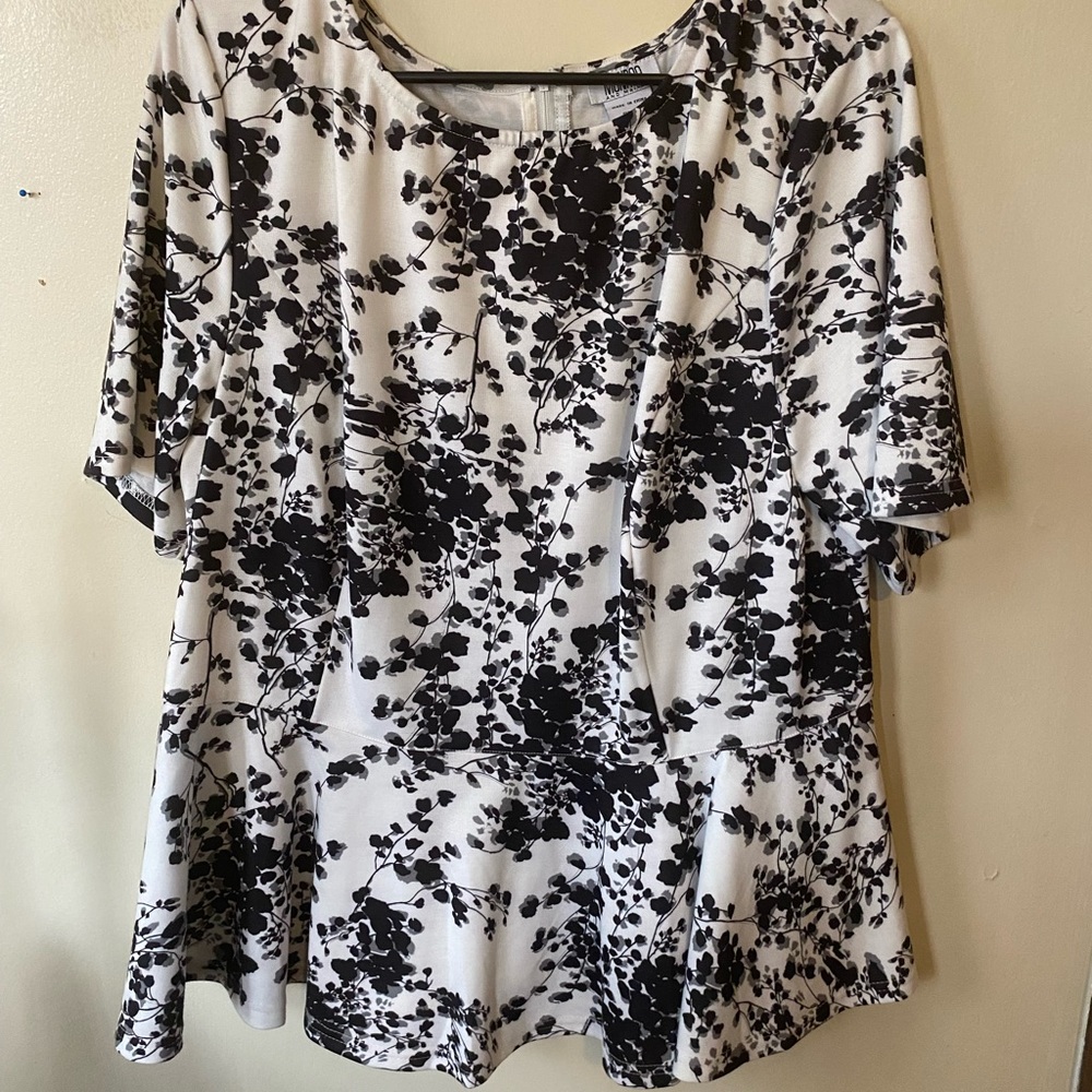 Monroe and Main Peplum Top